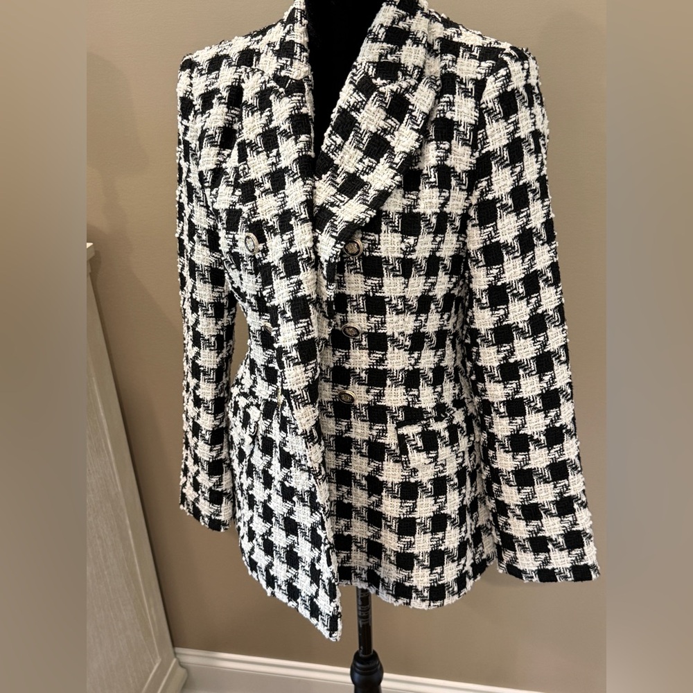 Women’s ZARA Double breasted houndstooth blazer jacket- Size Medium - Picture 3 of 5